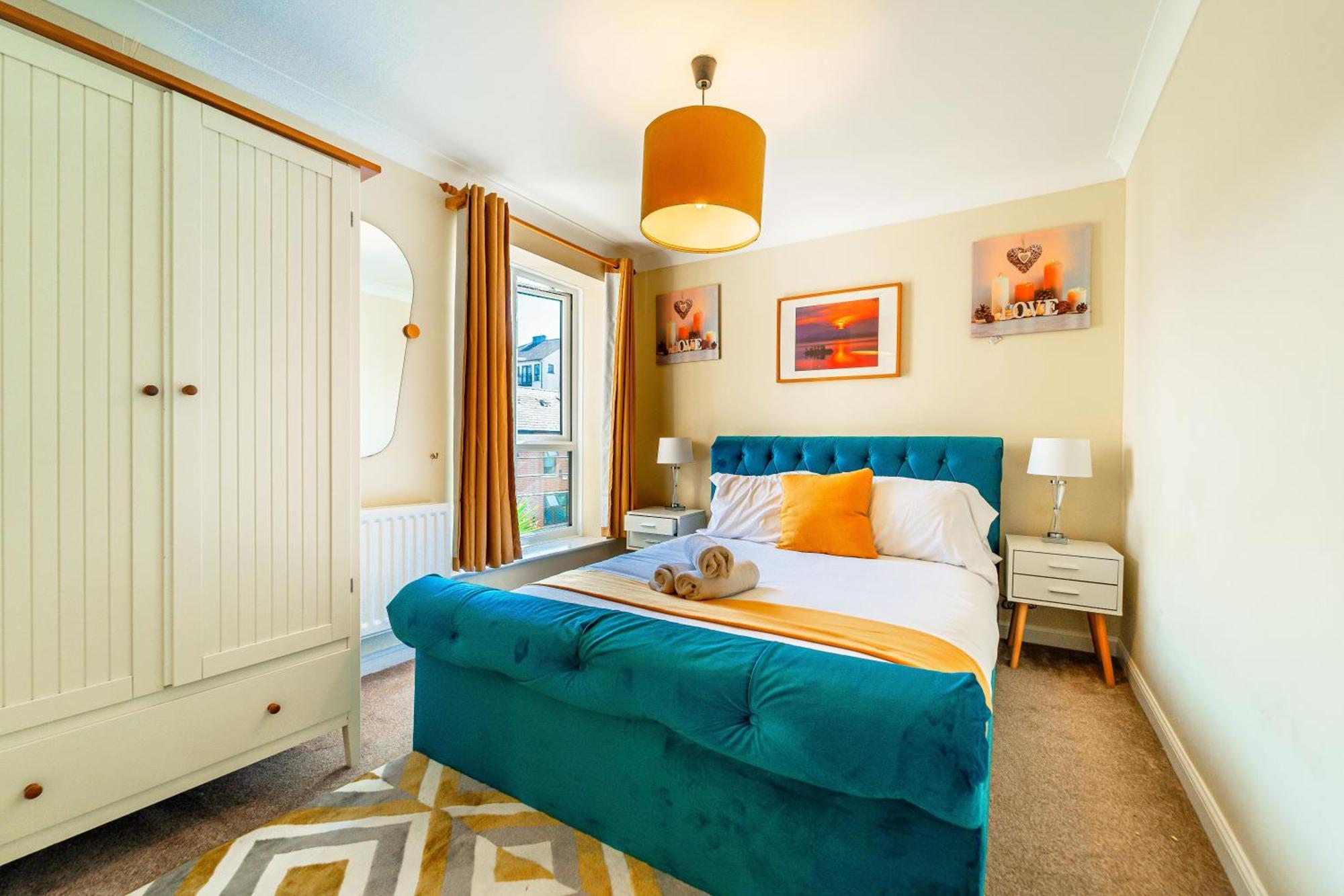 Luxury Riverview 2bed Apt- 5 Mins From Excel London, Canary Wharf, 02 Arena - Free Parking - Playstation 4 Provided * Londra